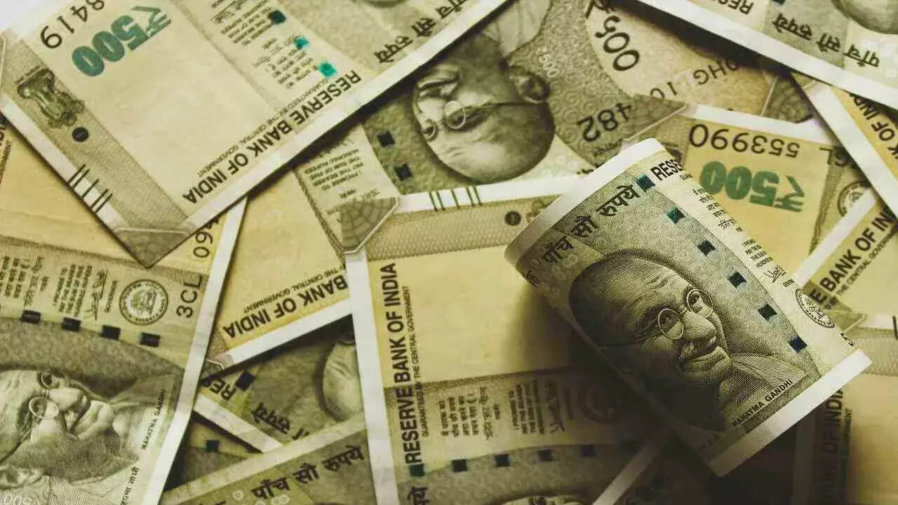 8th Pay Commission: కేంద్ర ప్రభుత్వ ఉద్యోగులకు గుడ్ న్యూస్.. 8వ పే కమిషన్ ఏర్పాటు