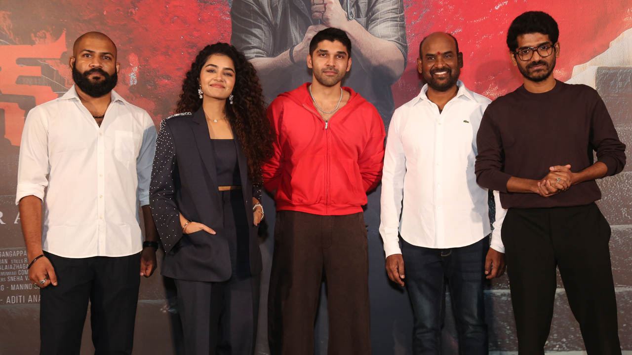 Dhruv Vikram: ‘బైసన్’ కోసం మూడేళ్లు కష్టపడ్డా.. నచ్చితే సపోర్ట్ చేయండి..