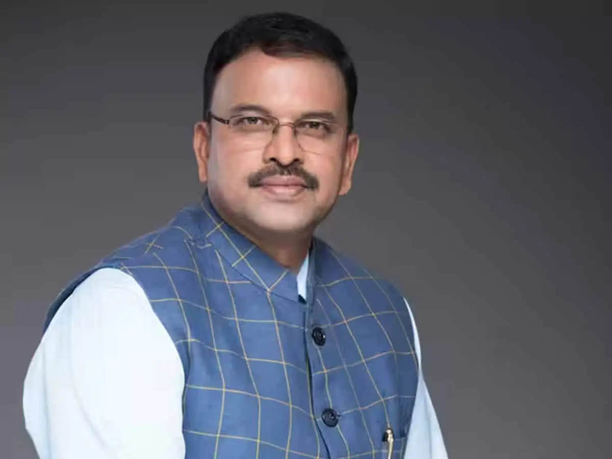 Lakshminarayana: ఖాకీ వదిలి.. ఖద్దరు చూసి.. ఇప్పుడు కార్పొరేట్ బాటలో మాజీ జేడీ!