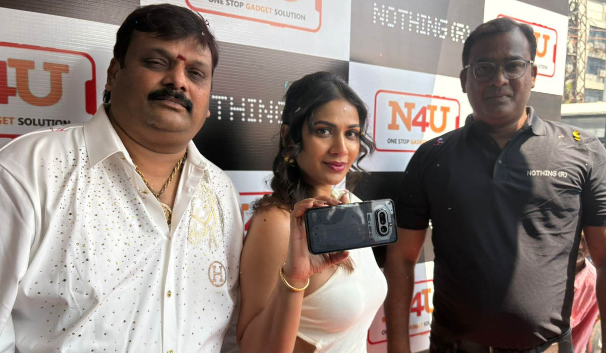 ‘ఎన్‌ఫర్‌యు’లో నథింగ్ 4Aను లాంచ్ చేసిన ఇనయా సుల్తానా