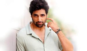 Adivi Sesh: సక్సెస్‌కి కేరాఫ్ .. సింప్లిసిటీ కింగ్
