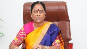 Konda Surekha: కూతురు సీఎంపై విమర్శలు.. భర్త ప్రశంసలు.. ఏం జరుగుతోంది?